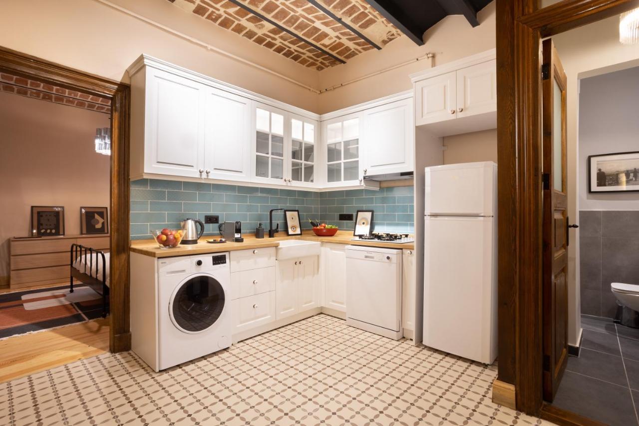 Galata Loft In Heritage Sea View Building