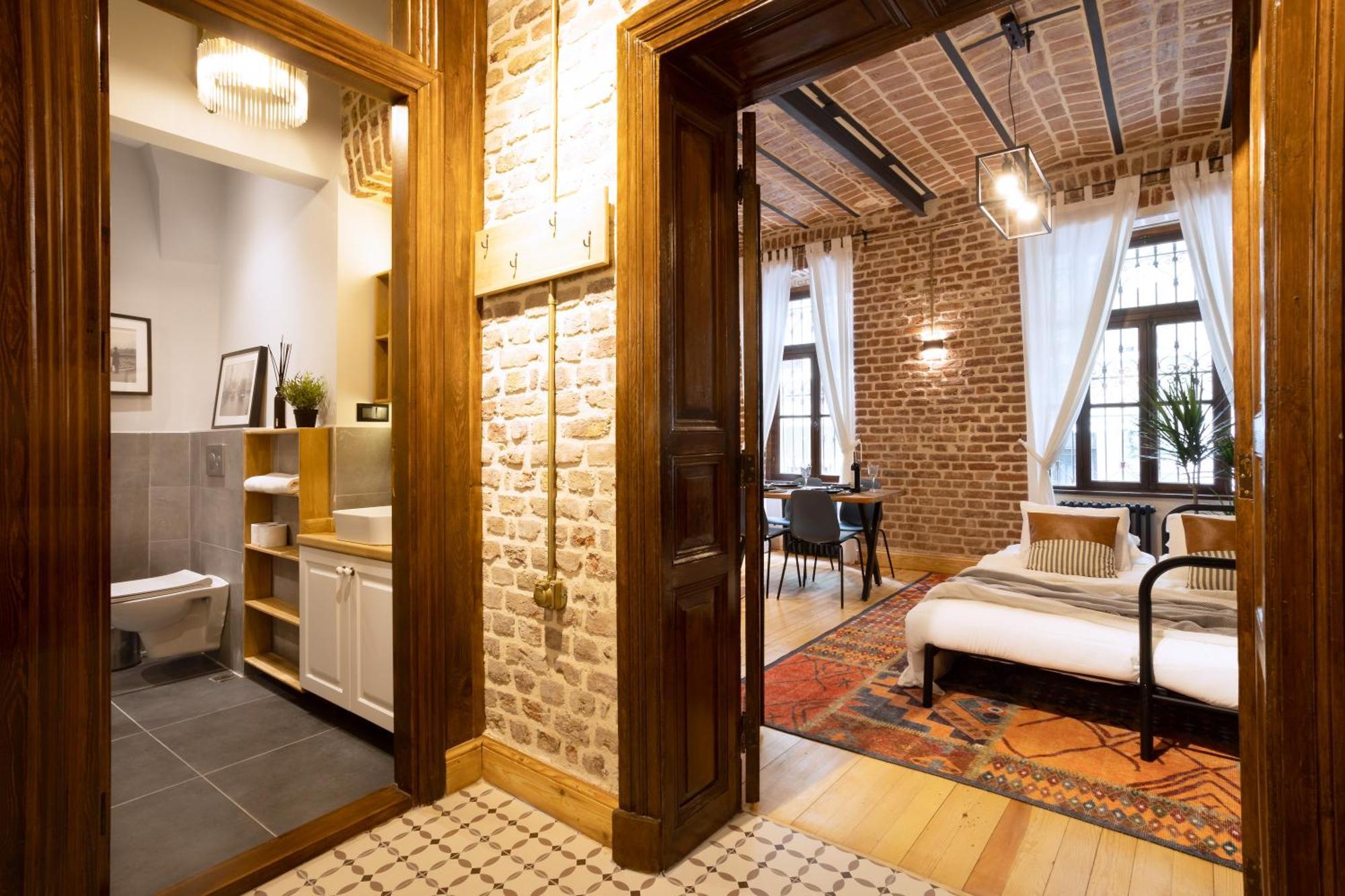Galata Loft In Heritage Sea View Building Daire